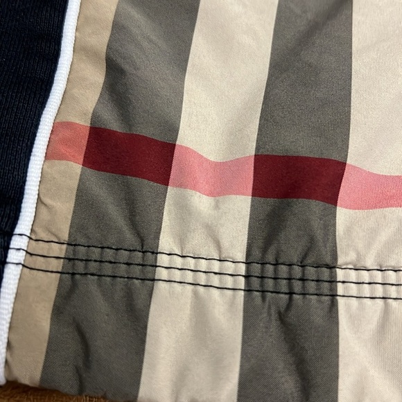 Burberry Vintage Check-Panel Shorts size 10 - Picture 8 of 9